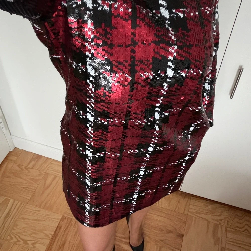 Tuckernuck Red Black white sequin Pierre mini dress size Small - Picture 2 of 7